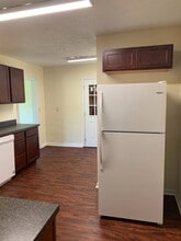 869 Shannon Rd in Girard, OH - Building Photo - Building Photo
