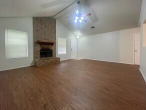 1904 Ramada Dr in Waco, TX - Building Photo - Building Photo