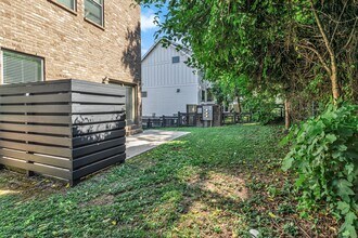 1696 Carvell Ave in Nashville, TN - Building Photo - Building Photo