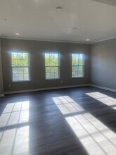 183 Lockheed Dr in Coraopolis, PA - Building Photo - Building Photo