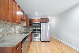 216 Nunda Ave in Jersey City, NJ - Building Photo - Building Photo