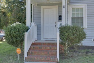 2 Alden Ave in Portsmouth, VA - Foto de edificio - Building Photo