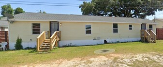 1420 N J St in Pensacola, FL - Building Photo