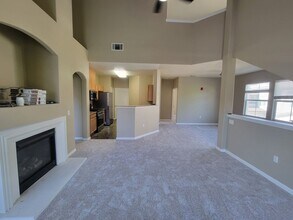 5554 Tares Cir in Elk Grove, CA - Building Photo - Building Photo