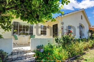 1932 E Washington Blvd in Pasadena, CA - Building Photo - Building Photo