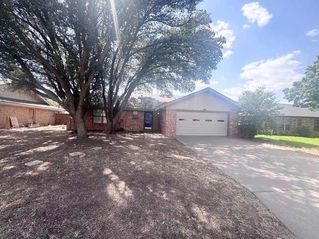 property at 2703 Mark Ln