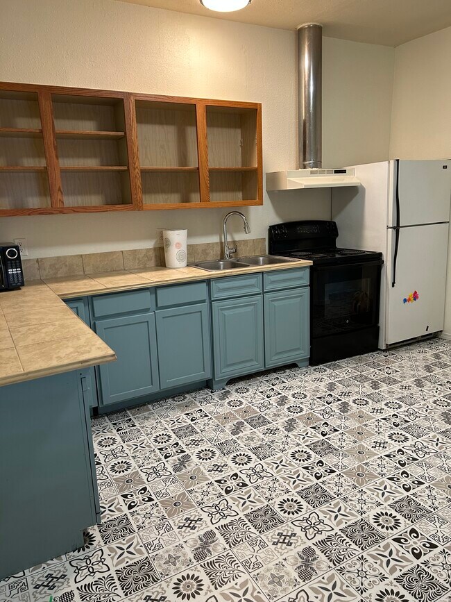 276 Adams St, Unit B in Twin Falls, ID - Building Photo - Building Photo