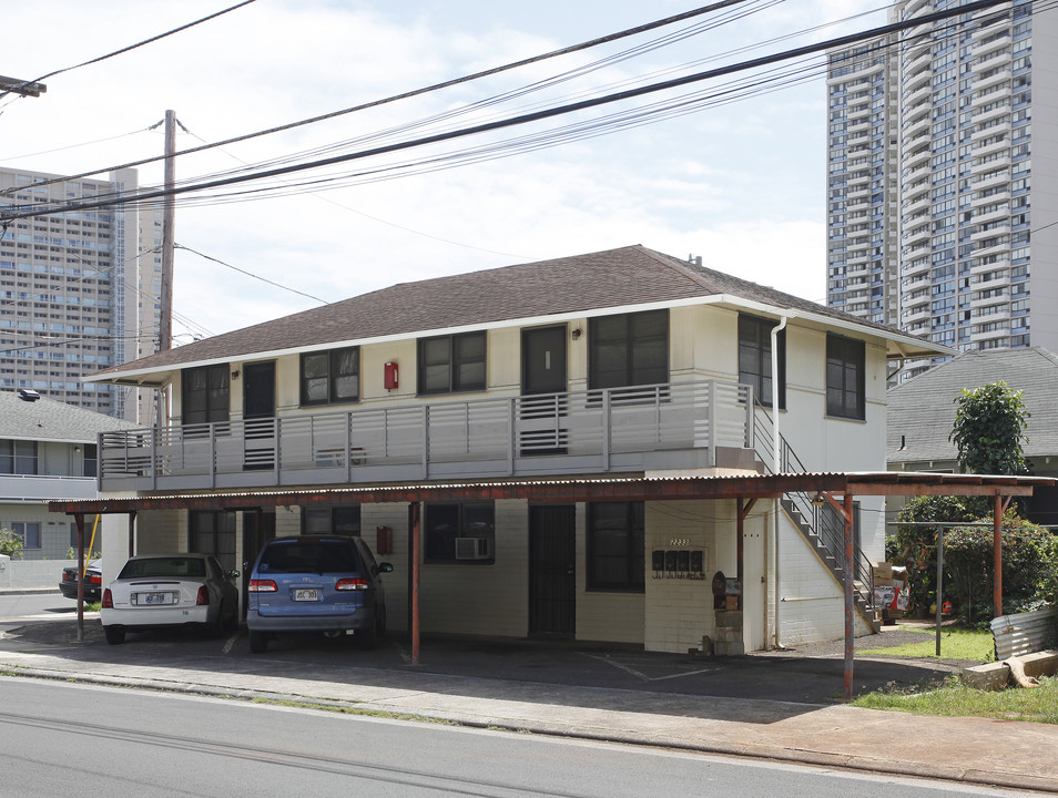 2233 Fern St in Honolulu, HI - Foto de edificio