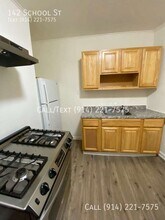 142 School St in Yonkers, NY - Building Photo - Building Photo