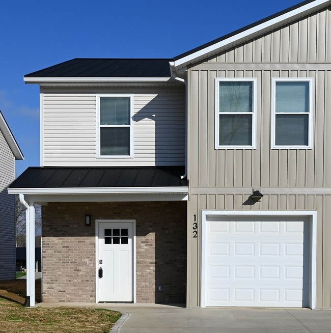 132 Brushwood Dr in Mansfield, OH - Building Photo - Building Photo