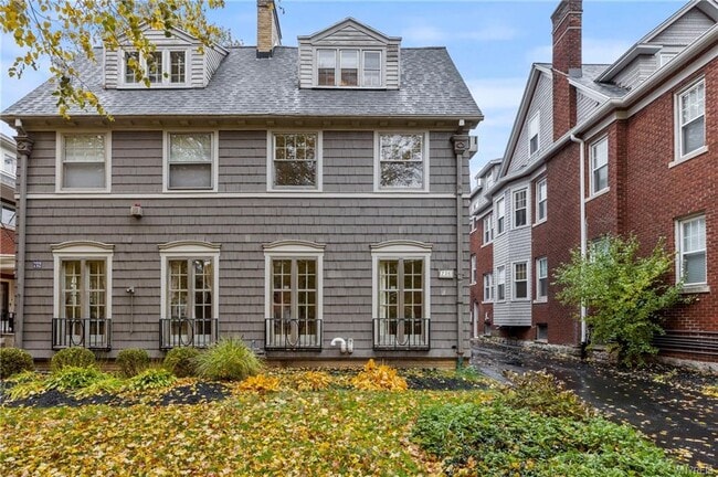 736 Lafayette Ave in Buffalo, NY - Building Photo - Building Photo