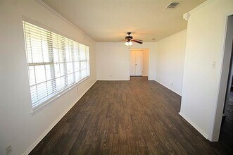 8228 County Rd 1004 in Godley, TX - Building Photo - Building Photo