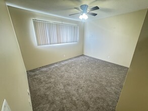 7311 Buckingham Dr in Lincoln, NE - Building Photo - Building Photo