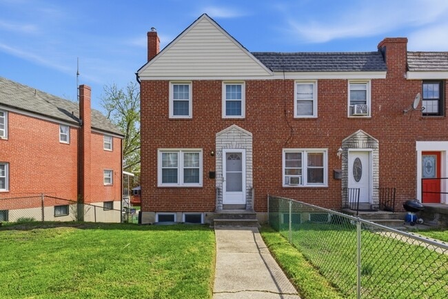 627 Lucia Ave in Baltimore, MD - Building Photo - Building Photo