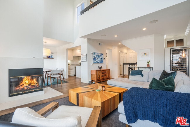 2808 Arizona Ave in Santa Monica, CA - Building Photo - Building Photo