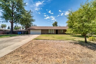 1796 Jamie Dr in Yuba City, CA - Building Photo - Building Photo