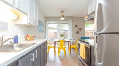 ReNew Dash Point in Federal Way, WA - Building Photo - Interior Photo