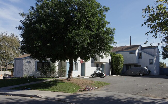 9030 Colony Pl in Riverside, CA - Foto de edificio - Building Photo