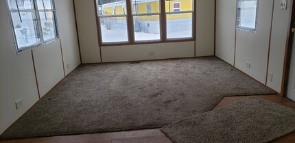 Thunder Bay Estates in Alpena, MI - Building Photo - Building Photo