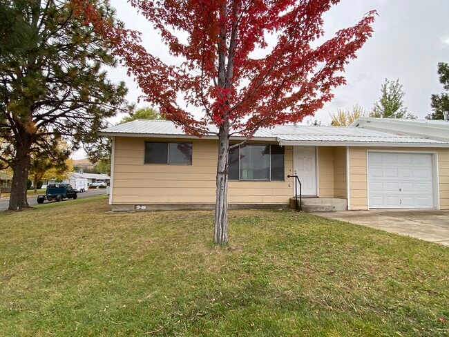 property at 1808 Taurus Ave