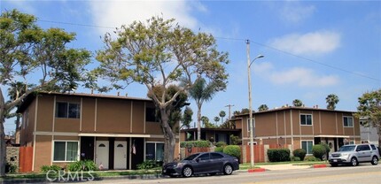 7721 Ellis Ave in Huntington Beach, CA - Building Photo - Primary Photo