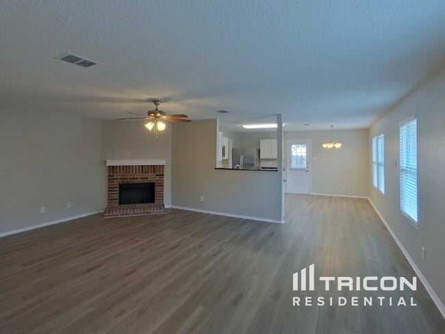 4112 Gray Fox Dr in Fort Worth, TX - Building Photo - Building Photo
