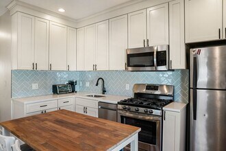 596 E 2nd St in Boston, MA - Building Photo - Building Photo