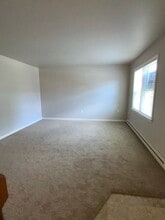 2617 Northfield Dr in East Petersburg, PA - Building Photo - Building Photo