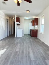 1802 16th St, Unit B in Corpus Christi, TX - Building Photo - Building Photo