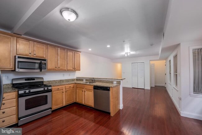 838 S Bond St in Baltimore, MD - Building Photo - Building Photo