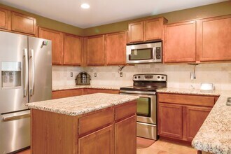 5263 E Silverbell Rd in San Tan Valley, AZ - Building Photo - Building Photo