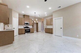 2370 Usman Dr in Irving, TX - Building Photo - Building Photo