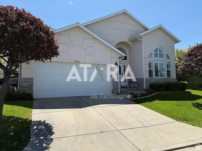 property at 941 Fremont Rd