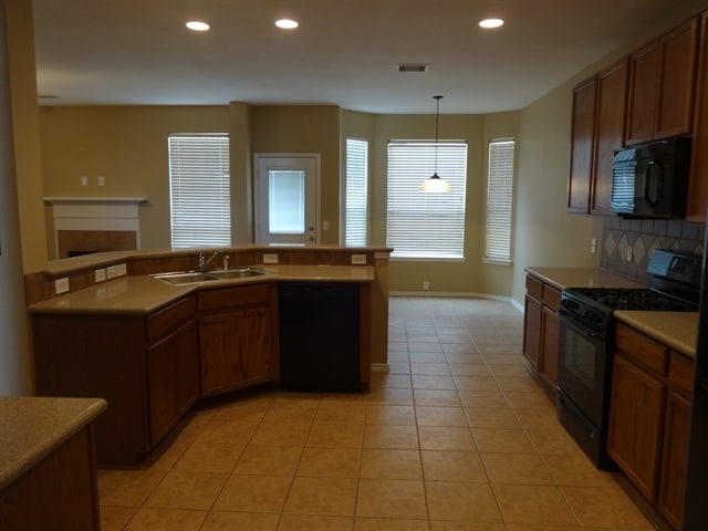 2807 Edgewick Elm St in Fresno, TX - Building Photo - Building Photo