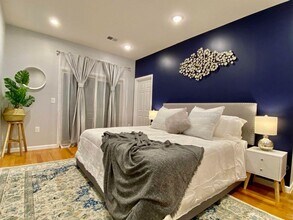 86 Oak St in Jersey City, NJ - Foto de edificio - Building Photo