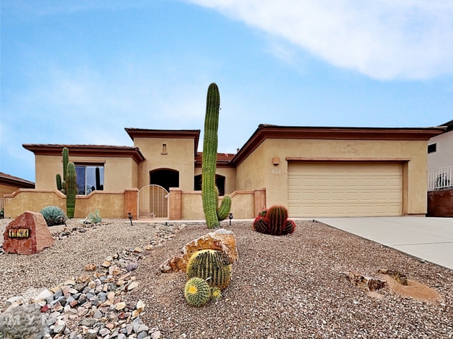 property at 1141 W Tenniel Dr
