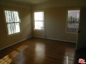 1277 Ridgeley Dr in Los Angeles, CA - Building Photo - Building Photo