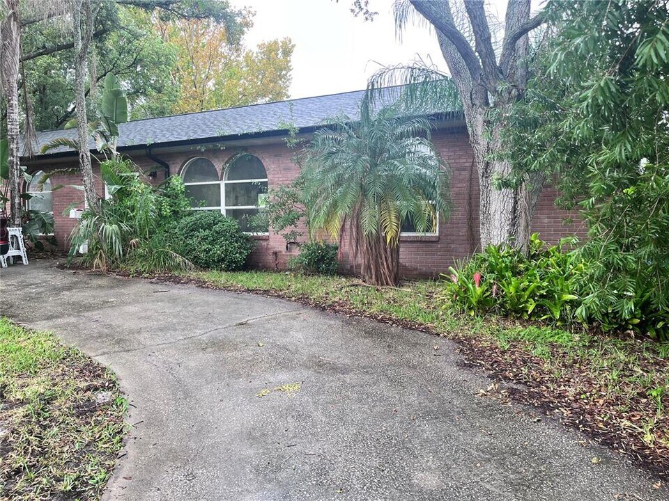 895 41st Ave N in St. Petersburg, FL - Building Photo
