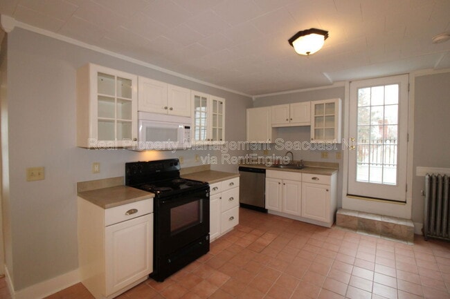 62 South St in Somersworth, NH - Building Photo - Building Photo