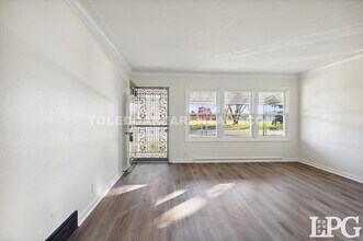 3058 Nebraska Ave in Toledo, OH - Building Photo - Building Photo