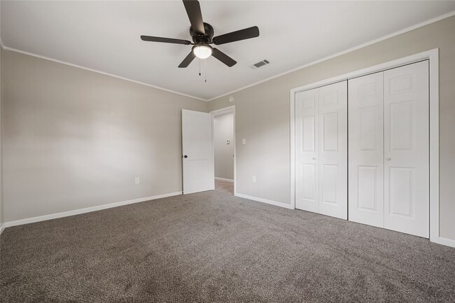 property at 110 W Pine St