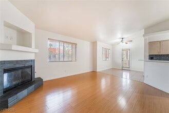 368 Manti Pl in Henderson, NV - Building Photo - Building Photo