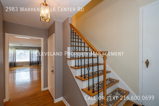 2983 Warrensville Center Rd in Shaker Heights, OH - Building Photo - Building Photo