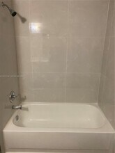 706 Gardens Dr in Pompano Beach, FL - Building Photo - Building Photo