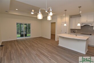 78 Small Pine Ln in Richmond Hill, GA - Foto de edificio - Building Photo