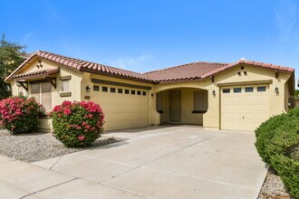 6826 W St Charles Ave in Phoenix, AZ - Building Photo - Building Photo