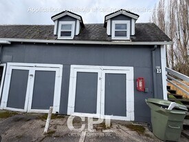 1623 N 2nd Ave in Kelso, WA - Building Photo