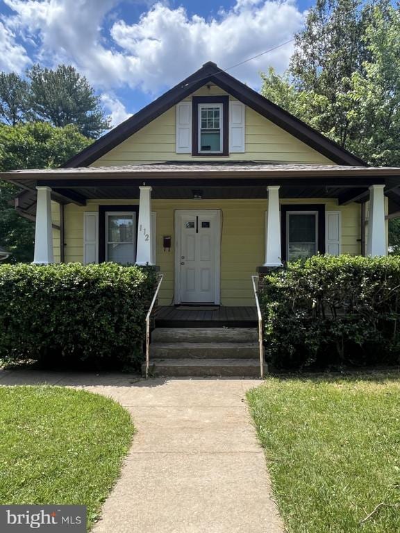 112 Oak St