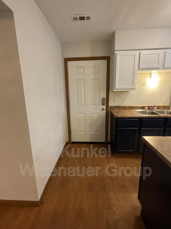 1810 Jamestown Rd in Swansea, IL - Building Photo - Building Photo