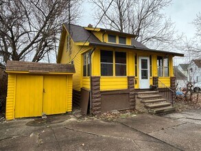 3865 W 16th St in Cleveland, OH - Building Photo - Building Photo